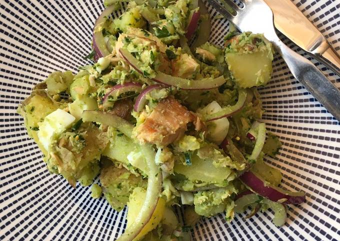 Kartoffelsalat mit Räucherlachs