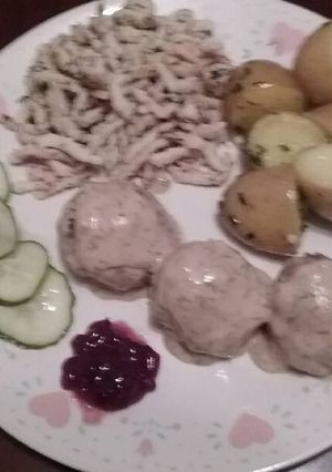 A picture of Swedish Meatballs.