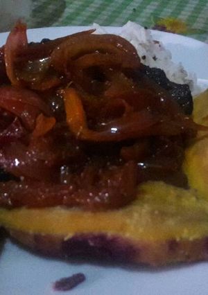 Una foto de Hígado encebollado
