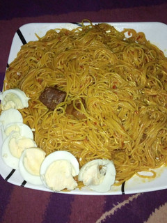 A picture of Spaghetti jollof.