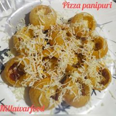 A picture of Pizza panipuri.