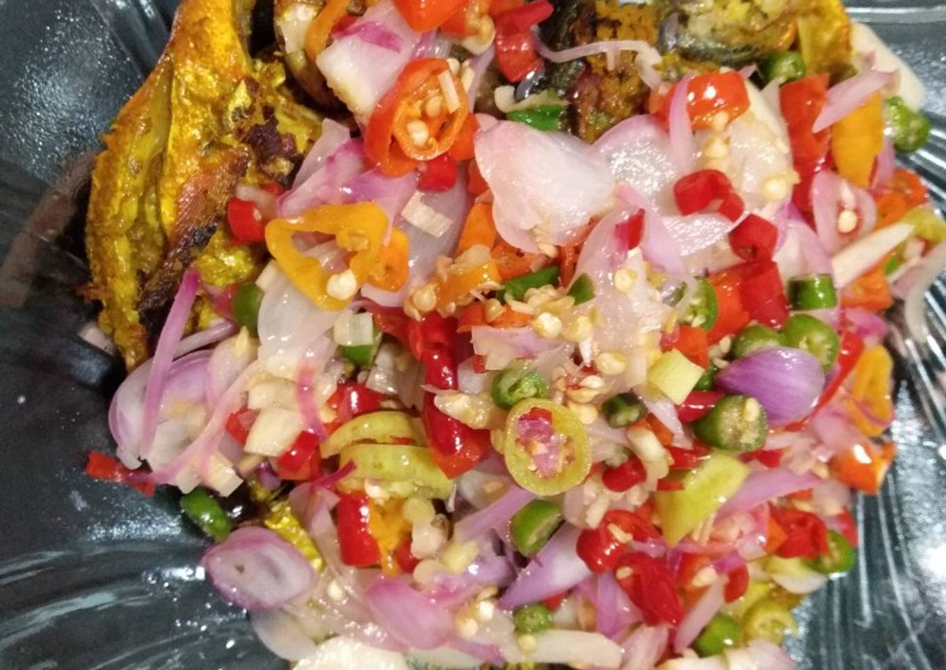 Sambal Matah Bakar Bawal: