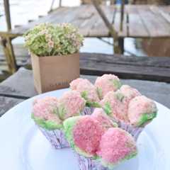 รูปของ Bolu kukus mekar semangka