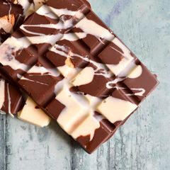 A picture of Ginger Crunch Chocolate Bars.