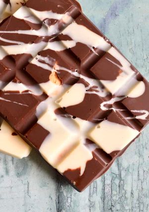 A picture of Ginger Crunch Chocolate Bars.