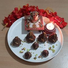 A picture of Chocolate Modak.