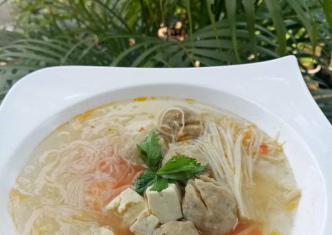 Yuk intip, Bagaimana cara membuat Soup meglastomus (bakso soun tahu jamur) dijamin istimewa