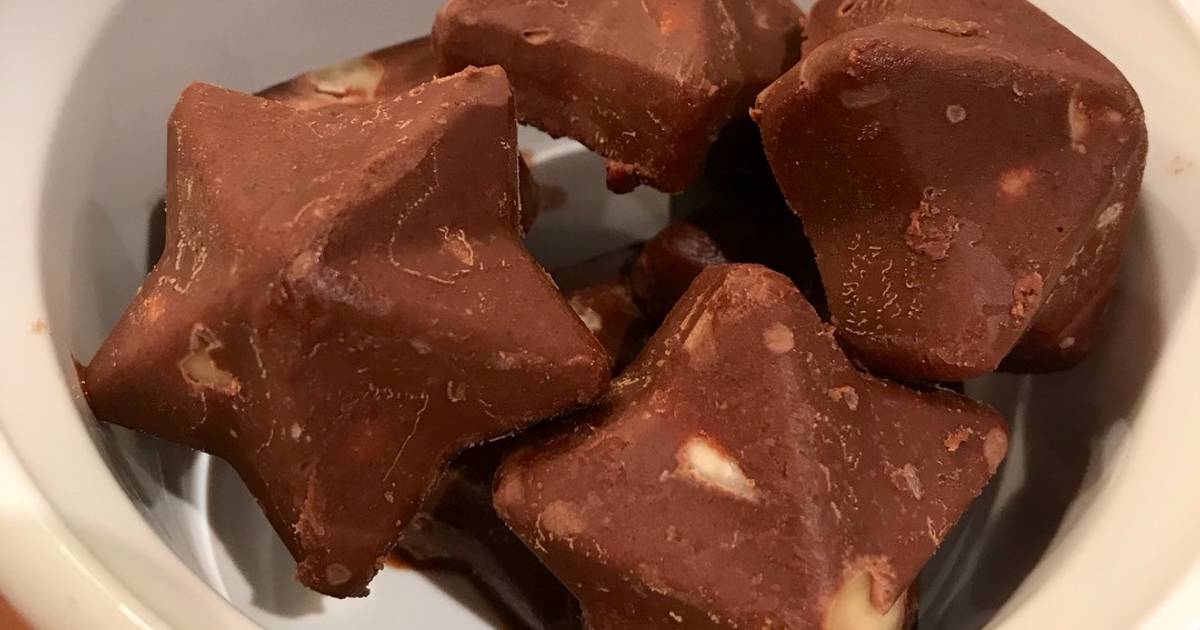 Chocolate almond Keto Fat Bombs