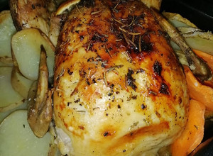 A picture of Roasted Chicken in Oregano and Lemon and Other Spices.