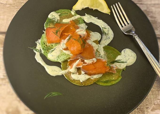 Spinach pancakes, smoked salmon with a creme fraiche and dill