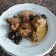 Pollo con salsa de ciruelas