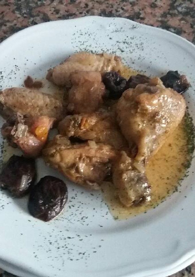 Una foto de Pollo con salsa de ciruelas