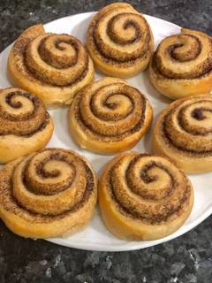 Bizcochitos de canela (rols de canela) Receta de Antoo Llorens ...