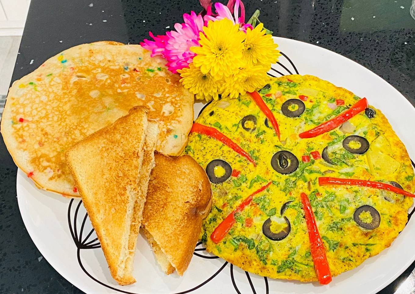Healthy Breakfast (Pizza omelette)