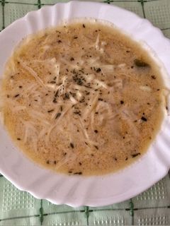 Tárkonyos francia hagymaleves #kihívás recept fotója