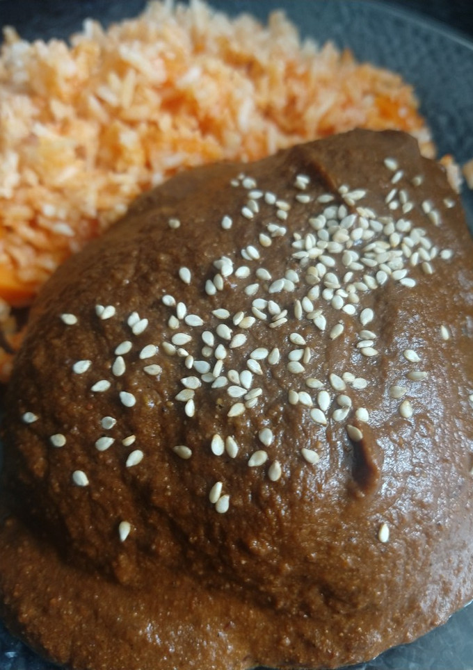 Una foto de Mole poblano