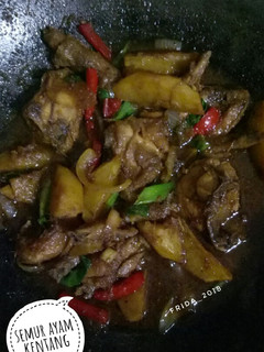 Foto resep Semur ayam & kentang