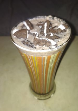 A picture of Oreo shake.