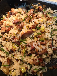 Una foto de Arroz con Espárragos silvestres, pancetta y Calçots