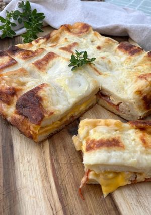 Une photo de Croque poulet chorizo