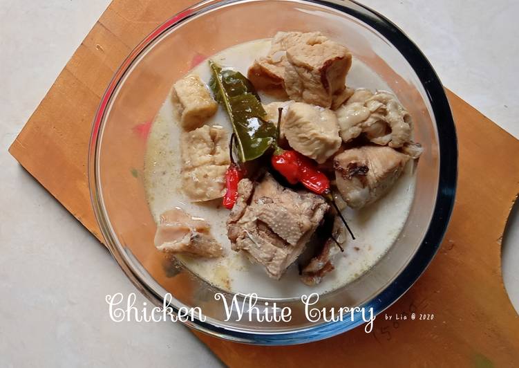 Bagaimana Menyiapkan Chicken White Curry yang Bisa Manjain Lidah