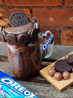A picture of Oreo milkshake.