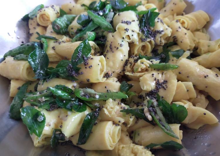 Step-by-Step Guide to Make Perfect Khandvi
