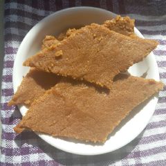 A picture of Gud Papadi.(Sukhadi).