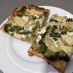 Green pizza A picture of Green pizza.