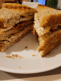Una foto de Sándwich 3 plantas!!