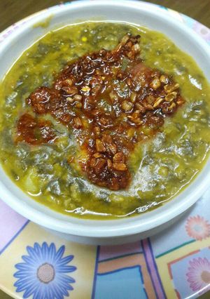A picture of Saai Bhaji / Dal palak.