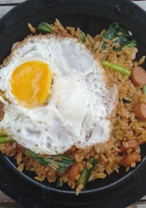 Foto resep Nasi Goreng Sosis (Simple dan Enak)