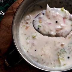 A picture of Onion Raita.