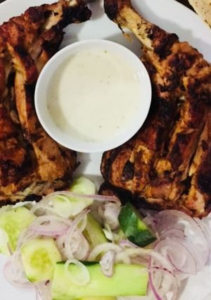 A picture of Chicken tikka.