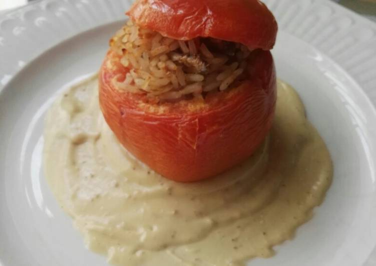 Tomate relleno al horno