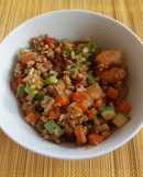 Arroz frito integral con camarones