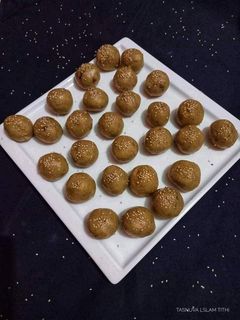 বেসনের লাড্ডু রেসিপির প্রধান ছবি