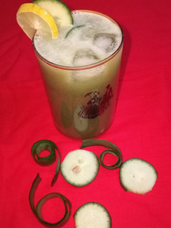 કાકડી નું શરબત (Cucumber Sharbat Recipe In Gujarati) રેસીપી મુખ્ય ફોટો