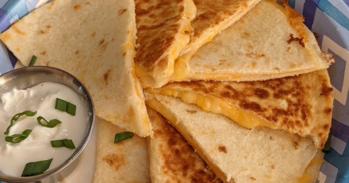 Quesadillas: Authentic Mexican Flavor, One Fold at a Time 🌮