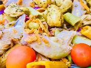 Una foto de receta pollo con mostacholes