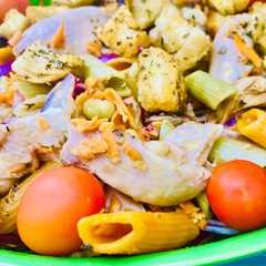 ENTRADA FRÍA DE FIDEOS MOSTACHOL Y POLLO (con condimento cremoso y crutones) 🥗🥙🥗-レシピのメイン写真