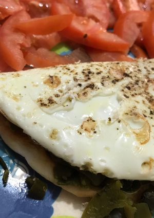 Una foto de Omelette de claras con rajas a la vinagreta. 100% libre de grasa