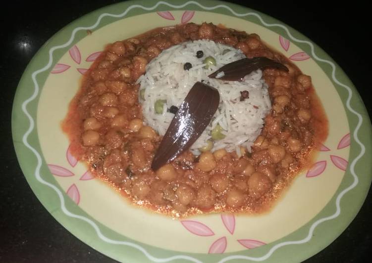 The Simple and Healthy Chole chawal
