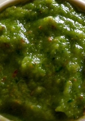 A picture of Green /Red Apple Chutney.
