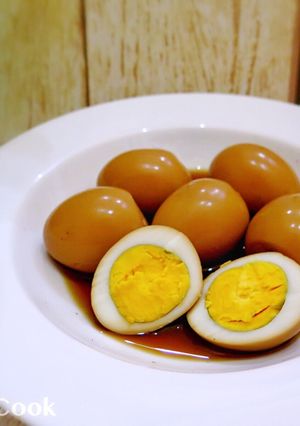 Foto resep Telor Kecap ala Taiwan/ Stewed Soy Sauce Eggs