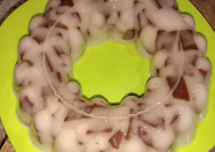 Puding dadu coklat