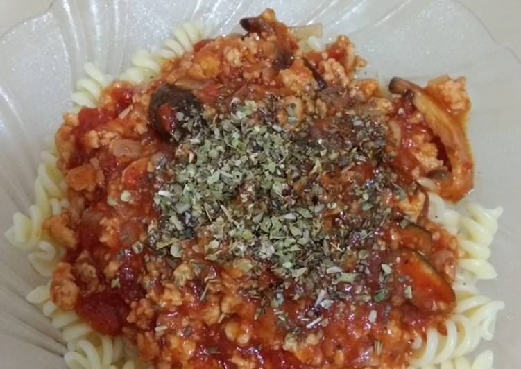 Bagaimana Menyiapkan Fusilli saus tomat Anti Gagal