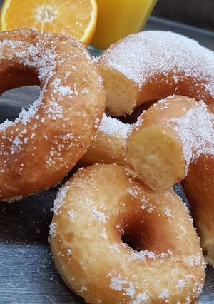 Une photo de Donuts au sucre