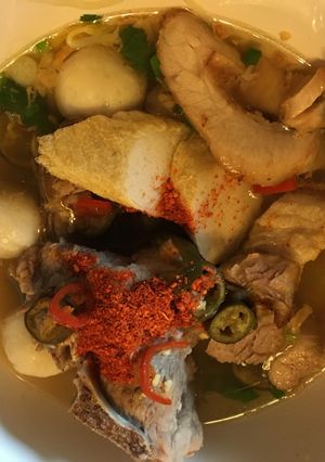 รูปของ ก๋วยเตี๋ยวลูกชิ้นปลา
