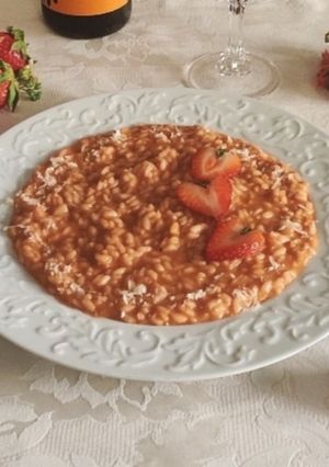 Foto di Risotto con le fragole e pomodorini pachino al timo